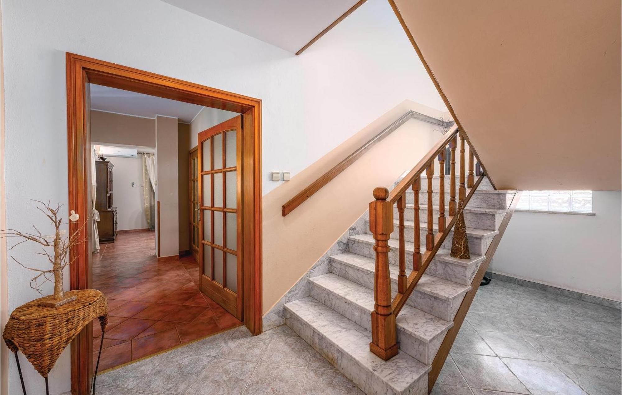 Stunning Apartment In Rovinj With Kitchen Bagian luar foto