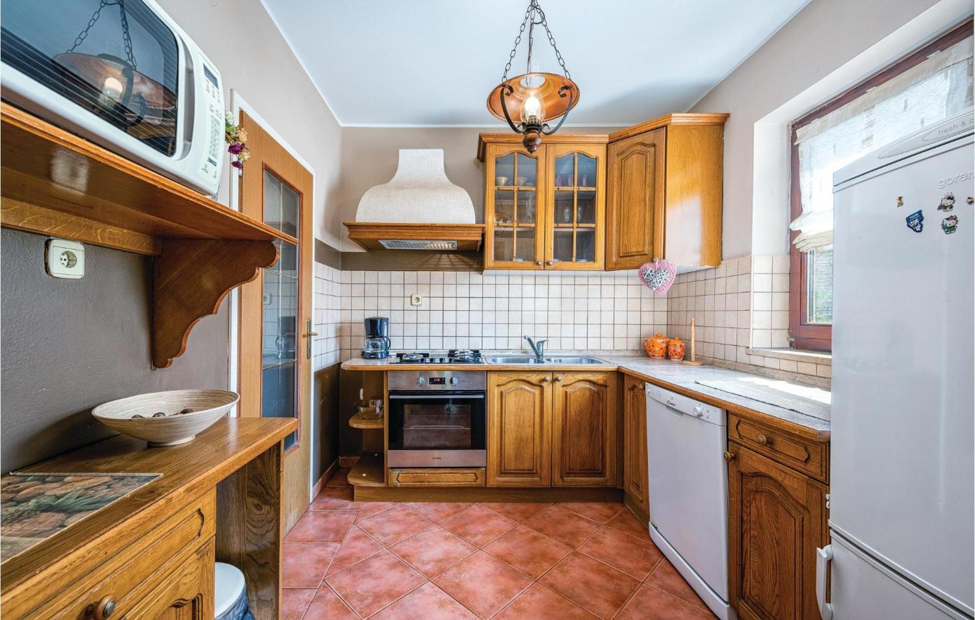 Stunning Apartment In Rovinj With Kitchen Bagian luar foto